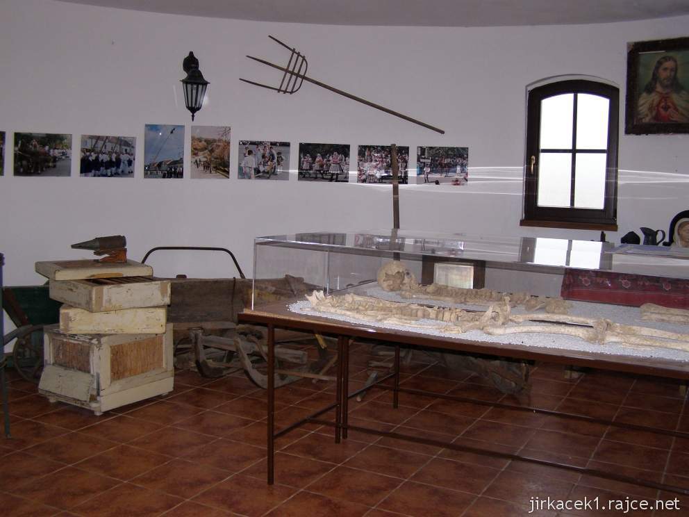 Bukovanský mlýn - Bukovany u Kyjova - expozice muzea uvnitř mlýna